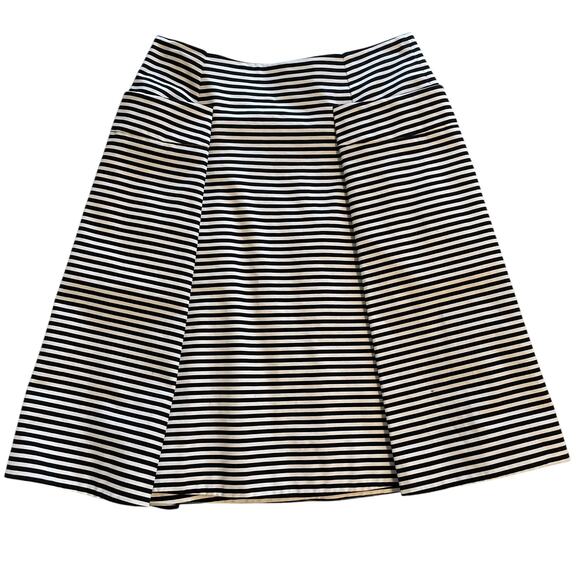 Kate Spade Pocket Skirt Womens Size 2 Black & White Stripe Pleated A-Line Flare - Picture 1 of 6